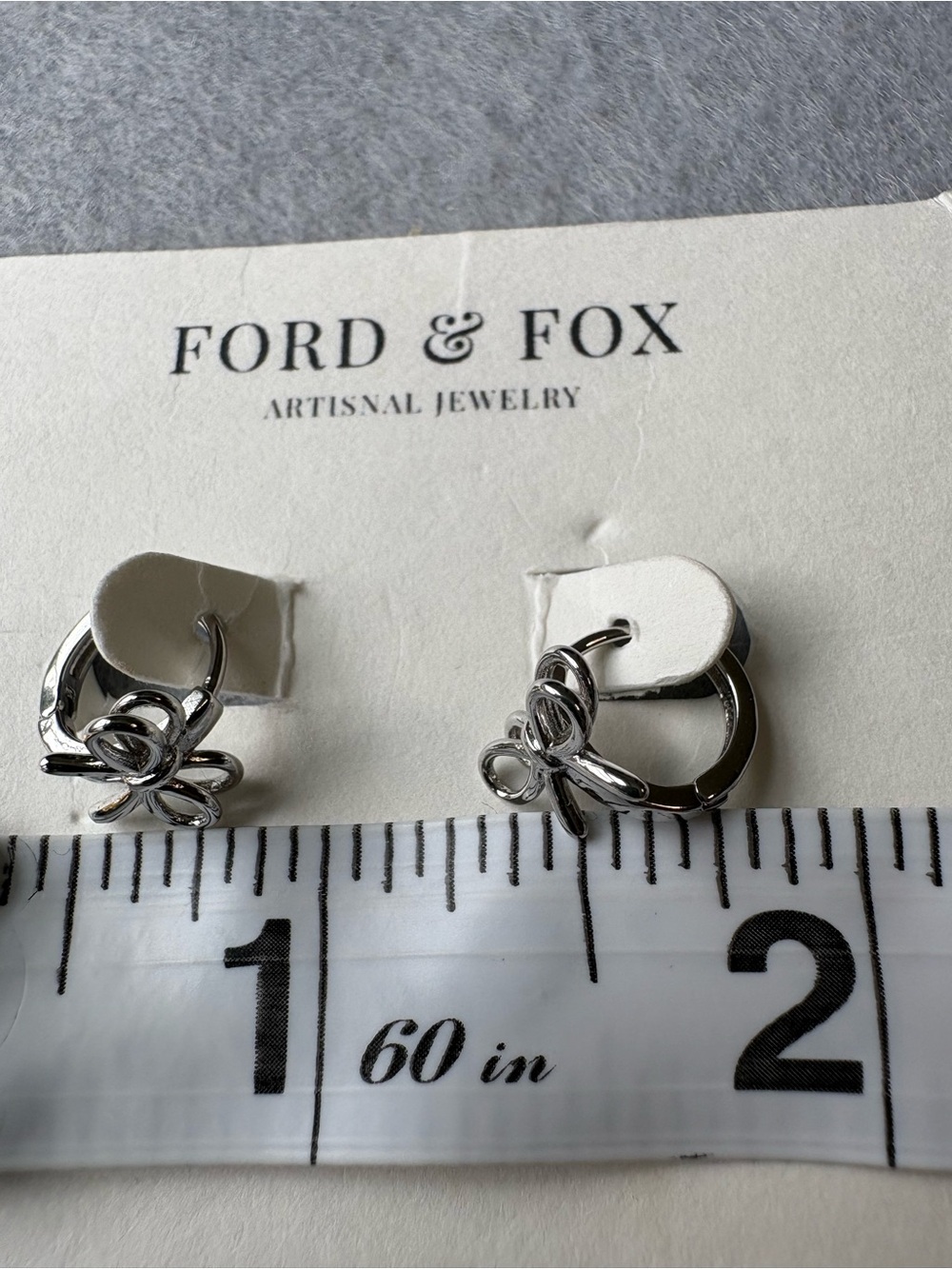 Ford & Fox Silver Bow Hoop Huggie Earrings NWT - Picture 2 of 3